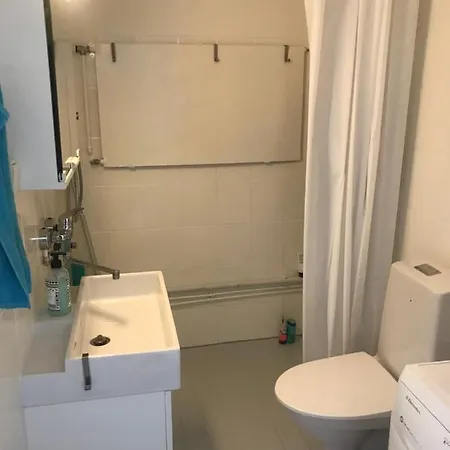 Apartamento Tyylikaes Rivitaloasunto Lohjalla *