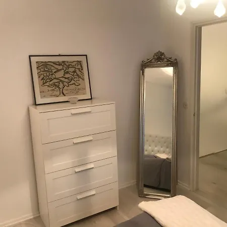 Tyylikaes Rivitaloasunto Lohjalla